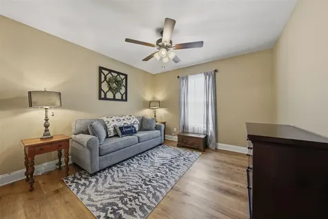 462 Ayers Lane Scottsville KY 42164