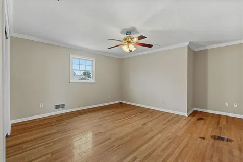 1411 Willow Way Bowling Green KY 42103