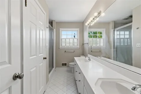 1411 Willow Way Bowling Green KY 42103