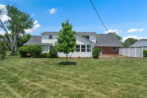 1411 Willow Way Bowling Green KY 42103