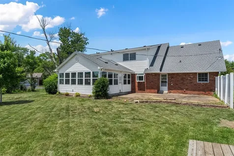 1411 Willow Way Bowling Green KY 42103
