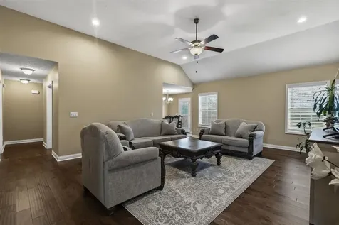 835 China Tree Way Bowling Green KY 42101