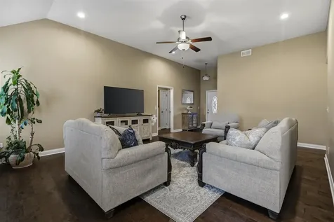 835 China Tree Way Bowling Green KY 42101