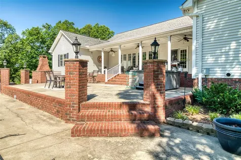 834 Kennedy Road Greenville KY 42345