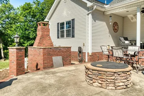 834 Kennedy Road Greenville KY 42345