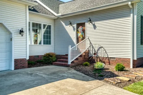 834 Kennedy Road Greenville KY 42345