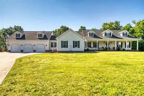 834 Kennedy Road Greenville KY 42345