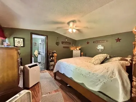 75 Stringer Road Sacramento KY 42372