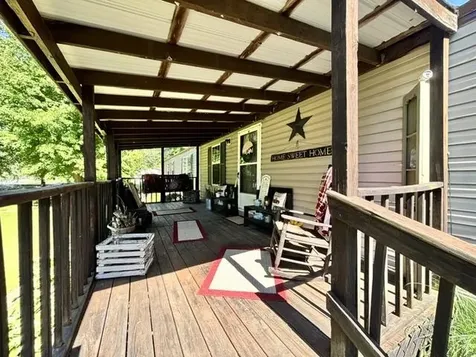 75 Stringer Road Sacramento KY 42372