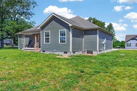 239 Middlebrook Lane Smiths Grove KY 42171