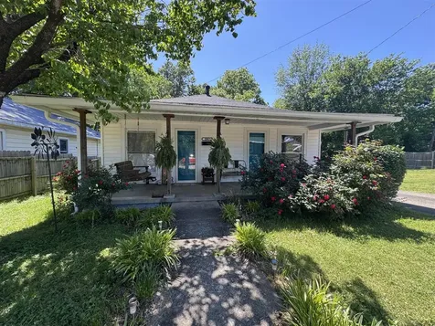 104 S 8th Street Central City KY 42330