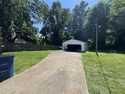 104 S 8th Street Central City KY 42330