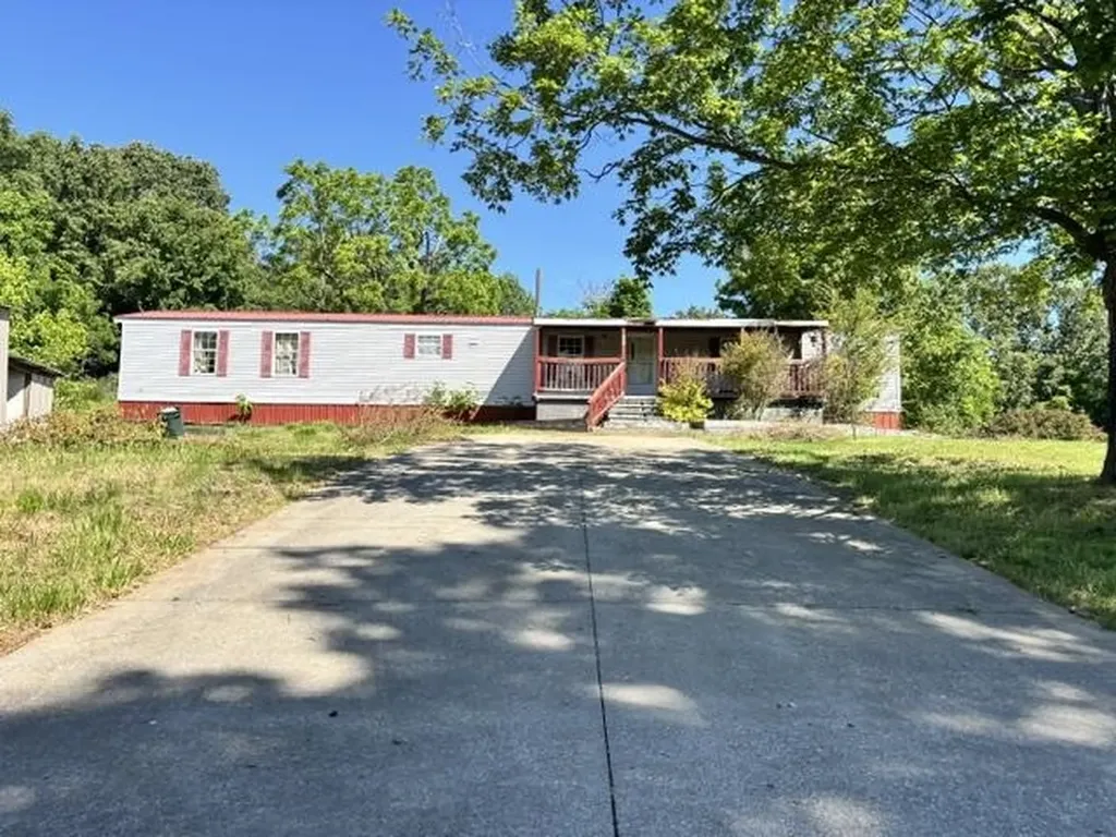 709 Withrow Street Central City KY 42330