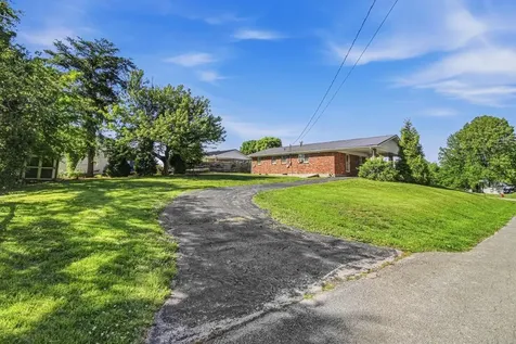 1204 Greenview Drive Cave City KY 42127