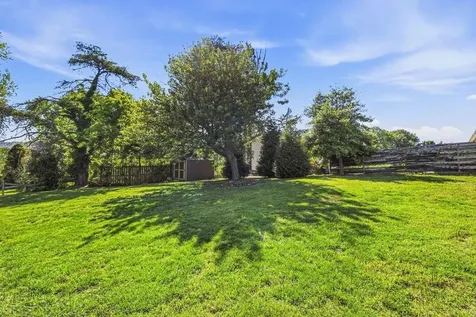 1204 Greenview Drive Cave City KY 42127