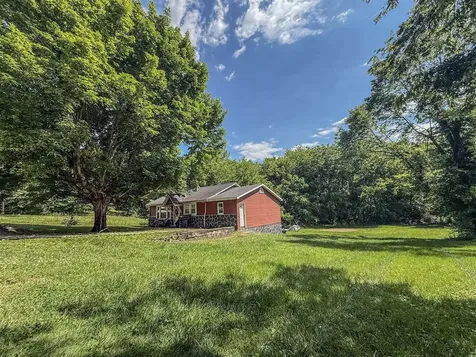 122 Lloyd Street Glasgow KY 42141