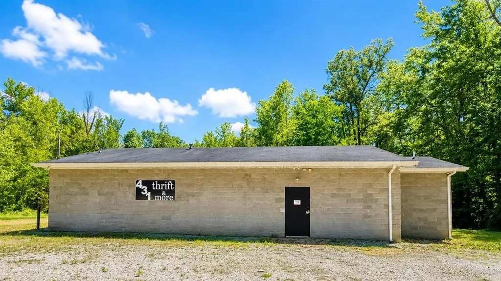 4100 Highway 431 Central City KY 42330