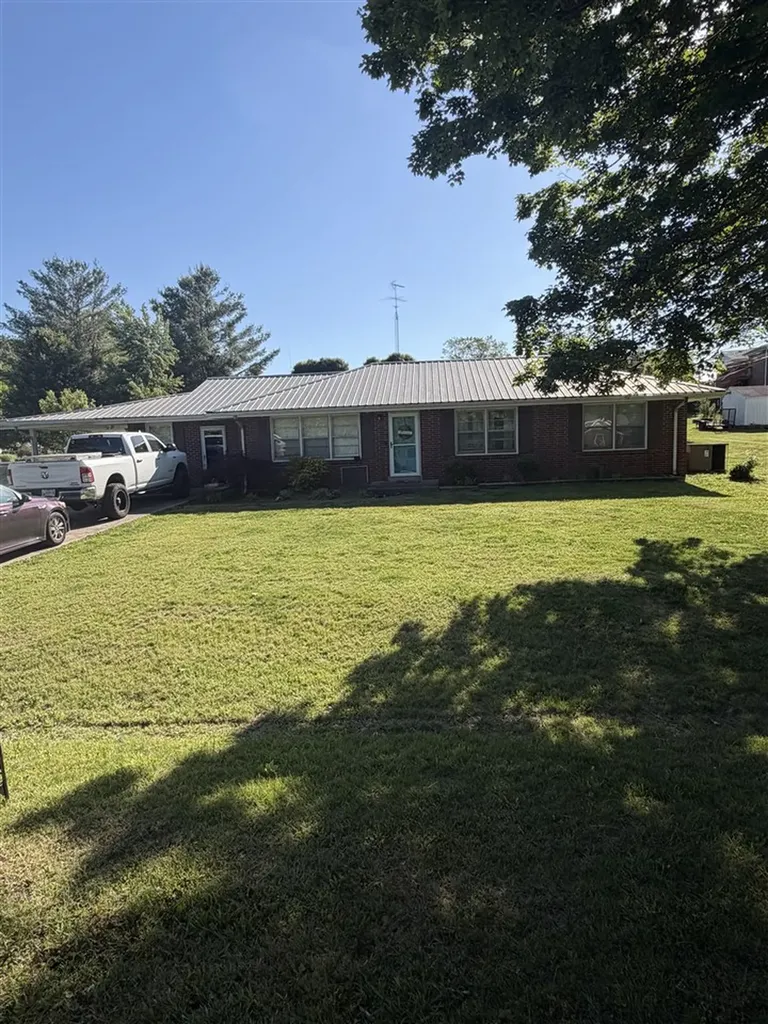177 Cherokee Drive Scottsville KY 42164