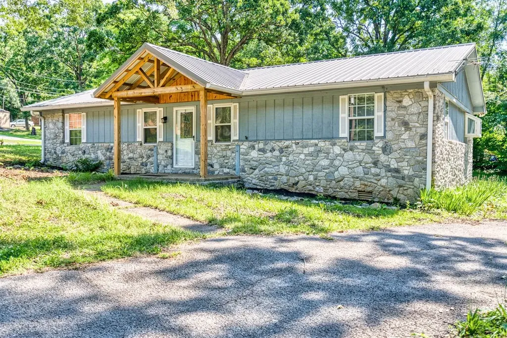 124 Cumberland Circle Russellville KY 42206