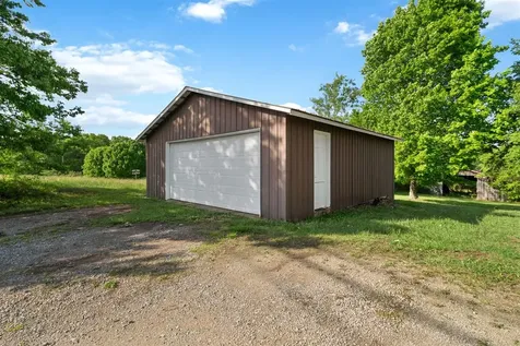 108 Brier Creek Road Mammoth Cave KY 42259