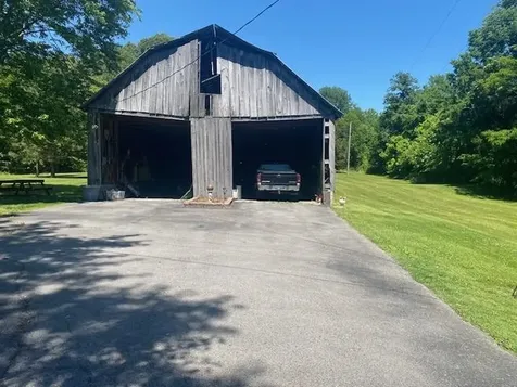 3671 Highway 601 Greenville KY 42345