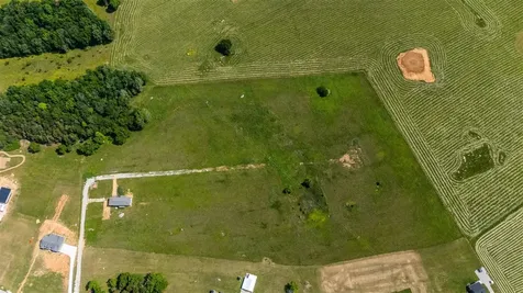 Lot 8-3 Honduras Court Auburn KY 42206