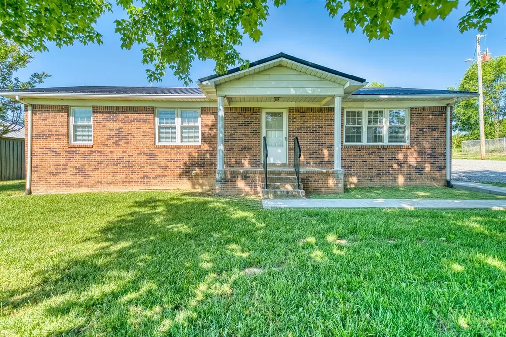 391 Wiley Chapel Road Lewisburg KY 42256