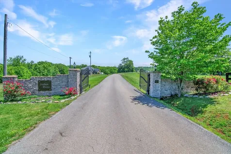 230 Indian Point Road Glasgow KY 42141