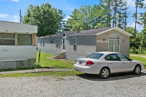 255 Carder Street Brownsville KY 42210