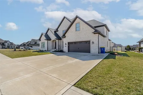 3148 Gable Ridge Lane Bowling Green KY 42101