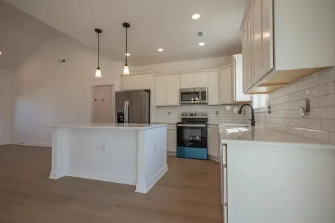 2595 Cedrus Avenue Bowling Green KY 42101