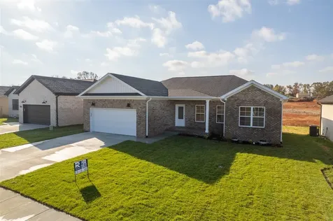 2595 Cedrus Avenue Bowling Green KY 42101
