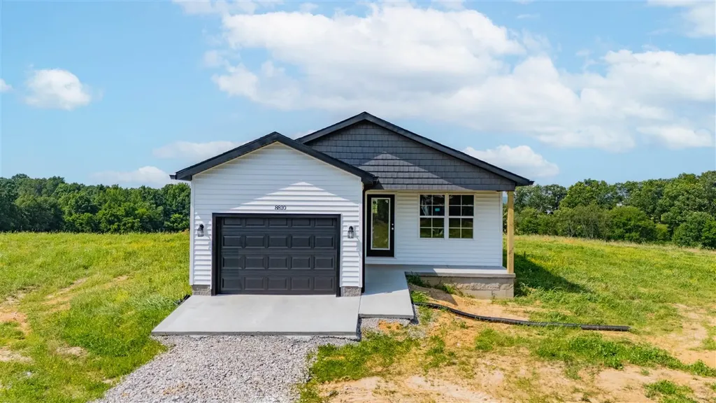 8810 Richardsville Road Bowling Green KY 42101