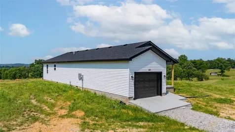 8810 Richardsville Road Bowling Green KY 42101