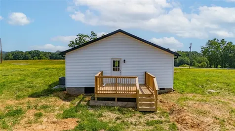 8810 Richardsville Road Bowling Green KY 42101