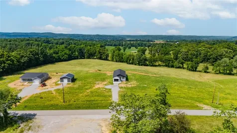 8810 Richardsville Road Bowling Green KY 42101