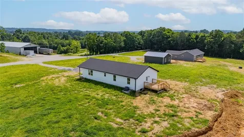 8810 Richardsville Road Bowling Green KY 42101