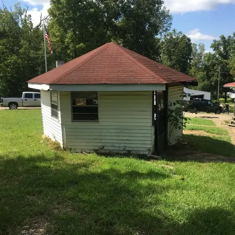 5150 Nolin Dam Road Mammoth Cave KY 42259