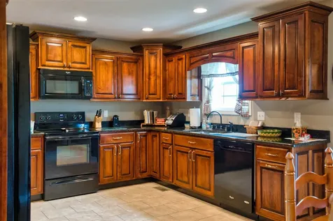 137 Sundown Drive Russellville KY 42276