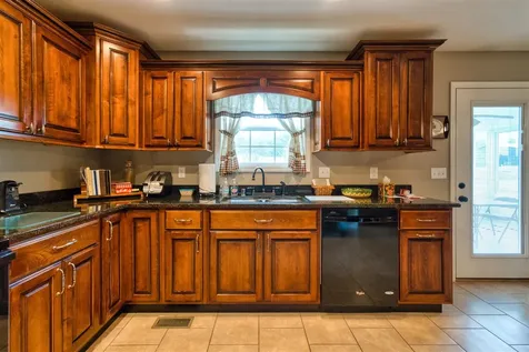 137 Sundown Drive Russellville KY 42276