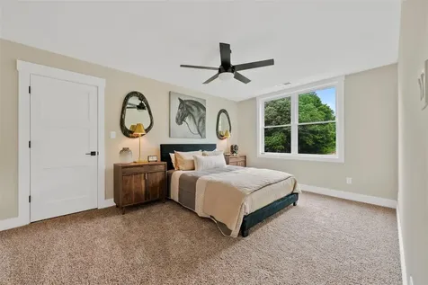 1739 Leyben Court Bowling Green KY 42103