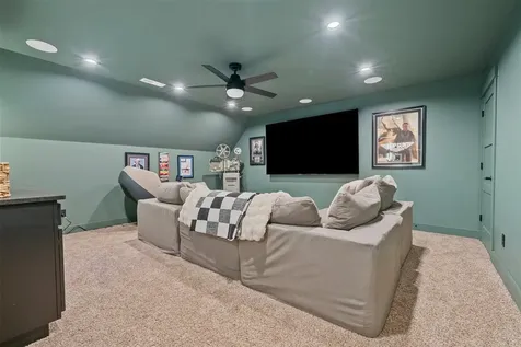 1739 Leyben Court Bowling Green KY 42103