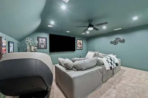 1739 Leyben Court Bowling Green KY 42103