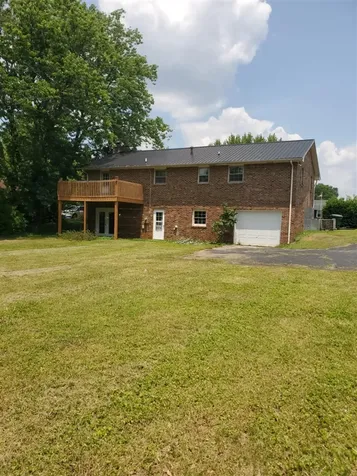 1718 Erin Way Bowling Green KY 42104