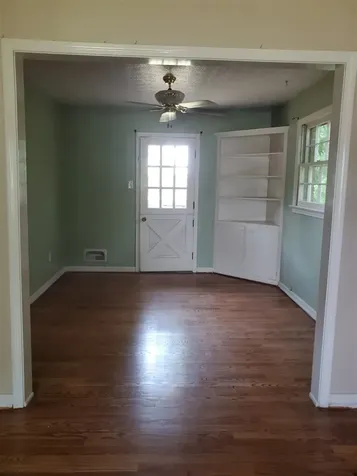 1718 Erin Way Bowling Green KY 42104