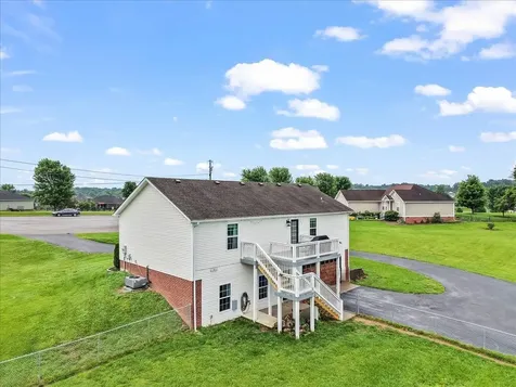 3018 Lasso Court Bowling Green KY 42101