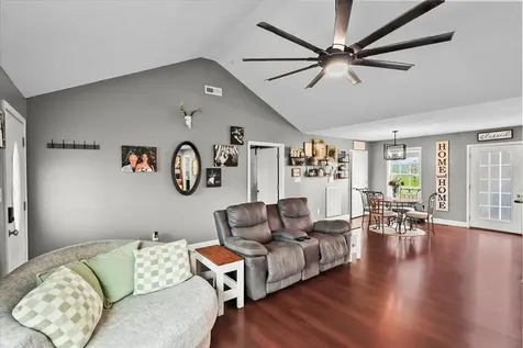 3018 Lasso Court Bowling Green KY 42101