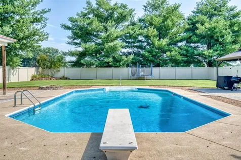 1189 Pyle Lane Hopkinsville KY 42240