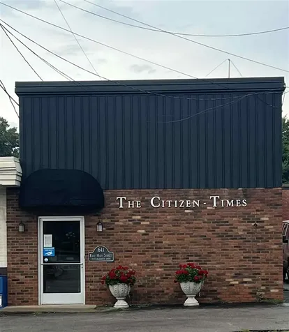 611 E Main Street Scottsville KY 42164
