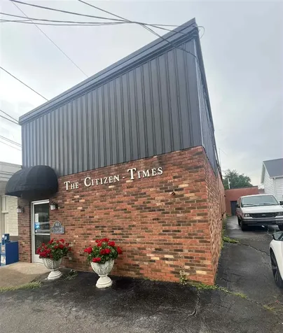 611 E Main Street Scottsville KY 42164